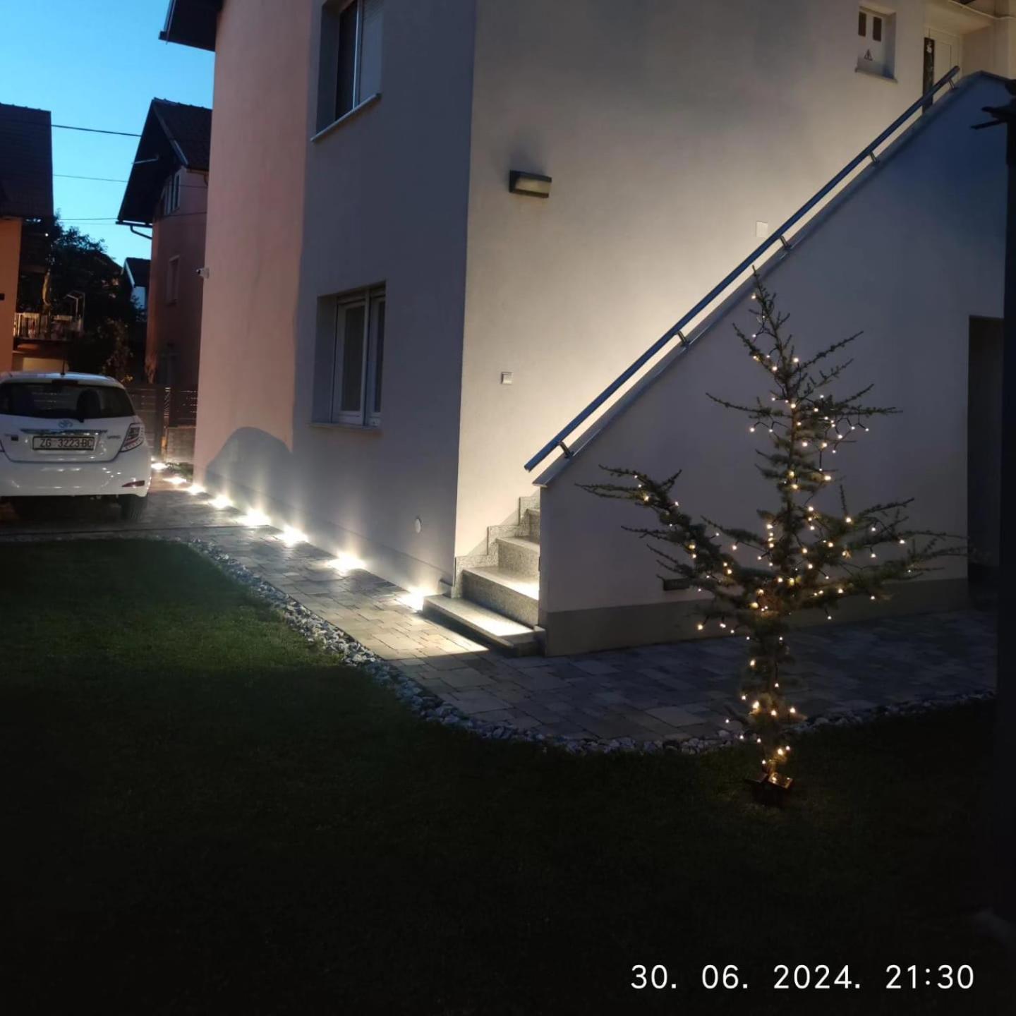 Lumani Apartment Zagreb With Free Parking Exterior foto